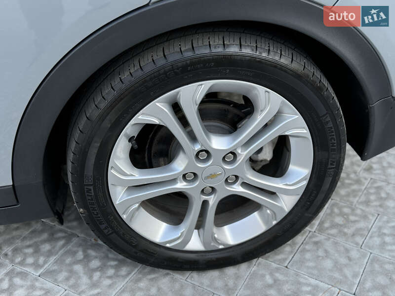 Хэтчбек Chevrolet Bolt EV 2021 в Ровно