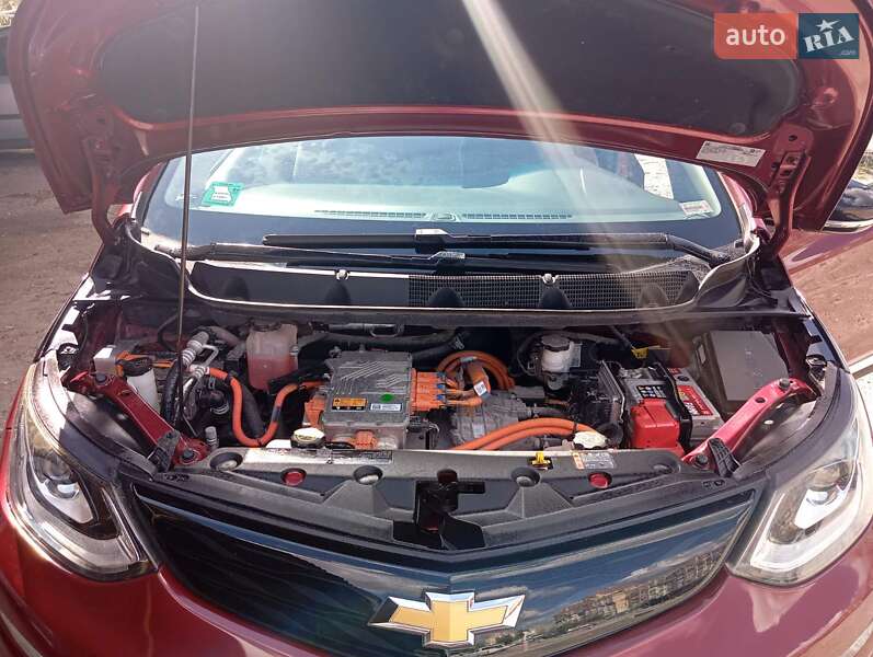 Хетчбек Chevrolet Bolt EV 2017 в Запоріжжі