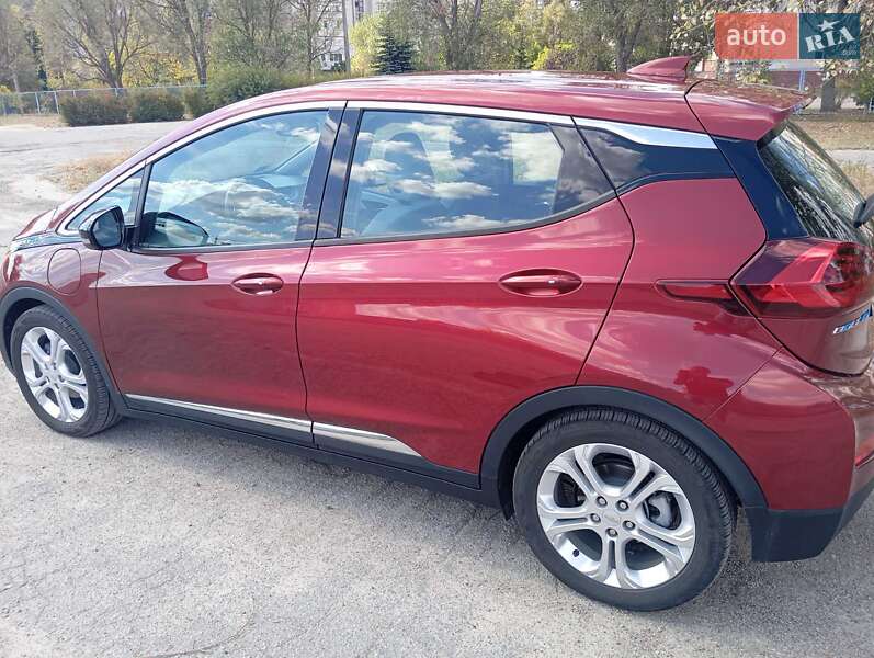 Хетчбек Chevrolet Bolt EV 2017 в Запоріжжі