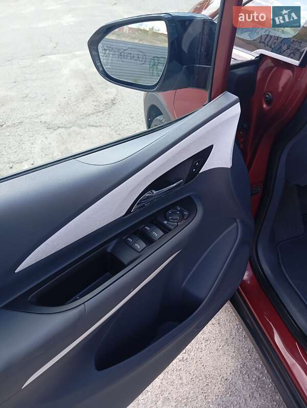 Хетчбек Chevrolet Bolt EV 2017 в Запоріжжі