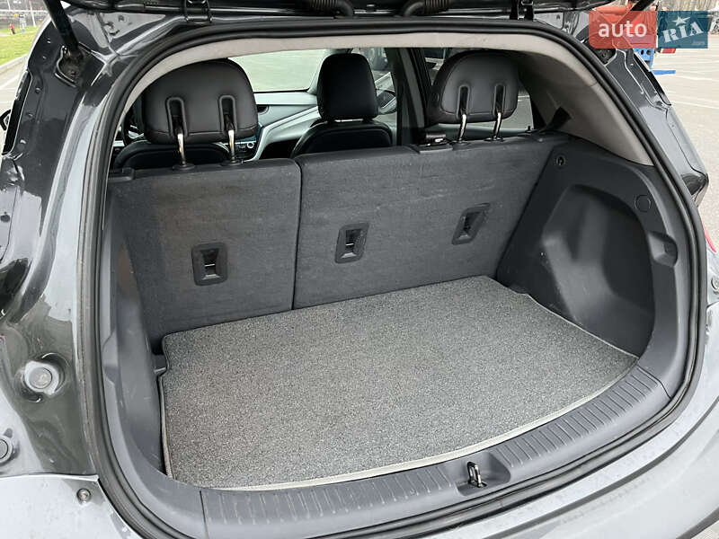 Хэтчбек Chevrolet Bolt EV 2016 в Киеве
