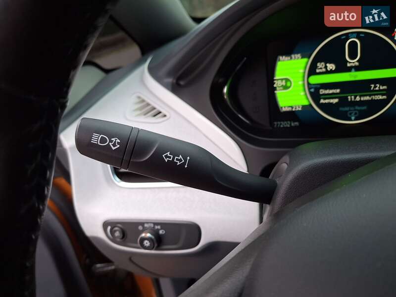 Хетчбек Chevrolet Bolt EV 2016 в Миргороді