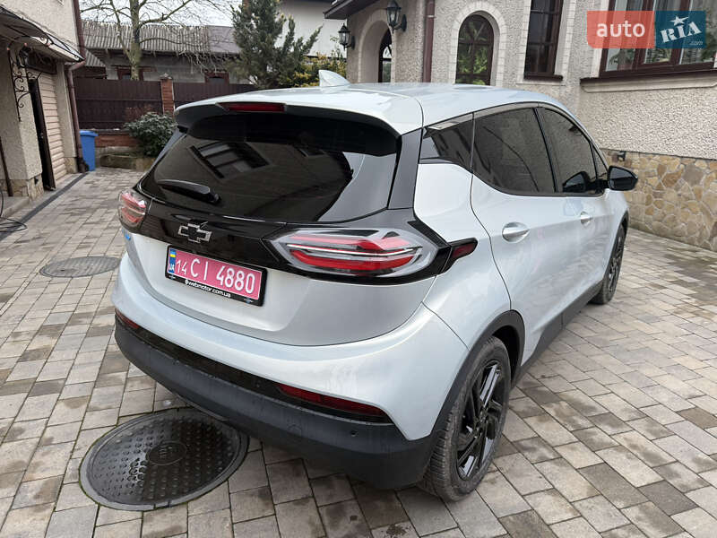 Хэтчбек Chevrolet Bolt EV 2022 в Львове фото 2 Хэтчбек Chevrolet Bolt EV 2022 в Львове