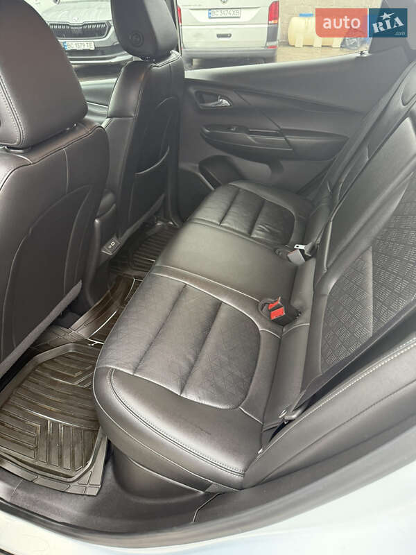 Хэтчбек Chevrolet Bolt EV 2022 в Львове фото 9 Хэтчбек Chevrolet Bolt EV 2022 в Львове