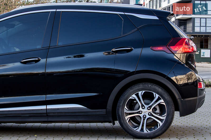 Хэтчбек Chevrolet Bolt EV 2020 в Львове фото 8 Хэтчбек Chevrolet Bolt EV 2020 в Львове