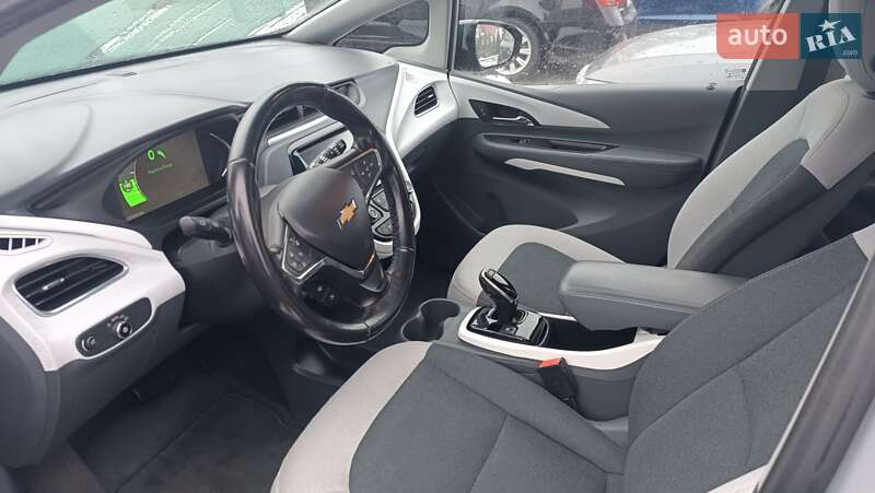 Хэтчбек Chevrolet Bolt EV 2018 в Львове фото 7 Хэтчбек Chevrolet Bolt EV 2018 в Львове