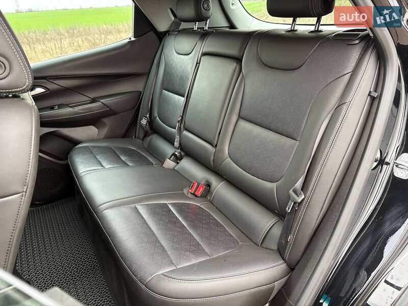 Хэтчбек Chevrolet Bolt EV 2023 в Кропивницком фото 21 Хэтчбек Chevrolet Bolt EV 2023 в Кропивницком