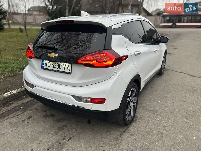 Хэтчбек Chevrolet Bolt EV 2020 в Ивано-Франковске фото 6 Хэтчбек Chevrolet Bolt EV 2020 в Ивано-Франковске