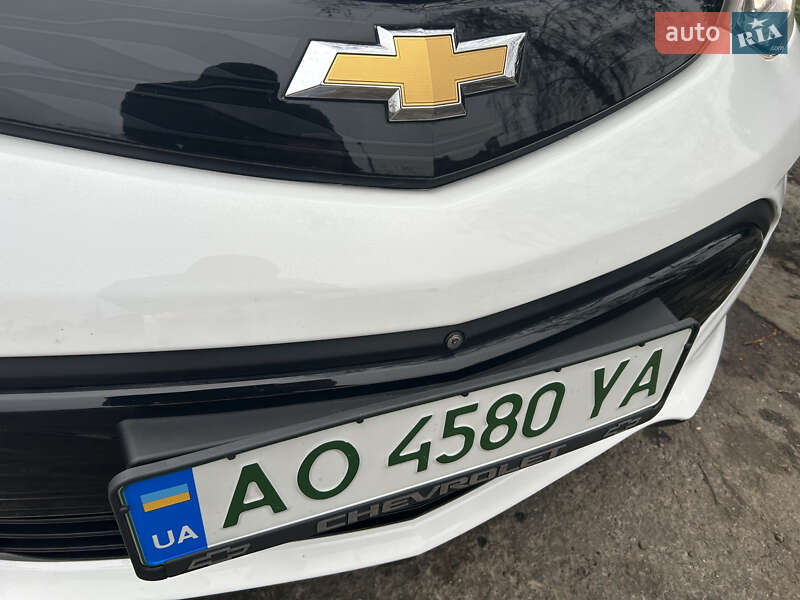 Хэтчбек Chevrolet Bolt EV 2020 в Ивано-Франковске фото 17 Хэтчбек Chevrolet Bolt EV 2020 в Ивано-Франковске