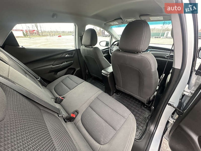 Хэтчбек Chevrolet Bolt EV 2023 в Киеве