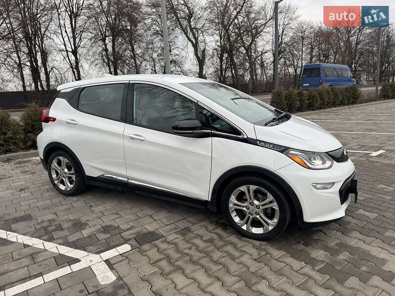 Хетчбек Chevrolet Bolt EV 2018 в Вінниці фото 21 Хетчбек Chevrolet Bolt EV 2018 в Вінниці