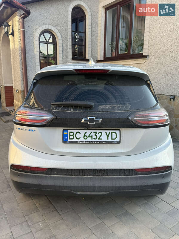 Хэтчбек Chevrolet Bolt EV 2022 в Львове фото 29 Хэтчбек Chevrolet Bolt EV 2022 в Львове