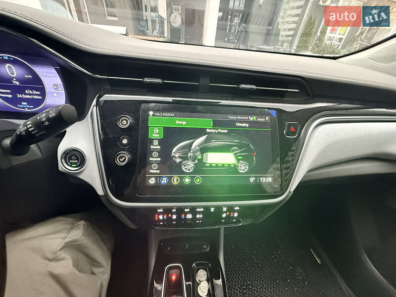 Хетчбек Chevrolet Bolt EV 2023 в Києві