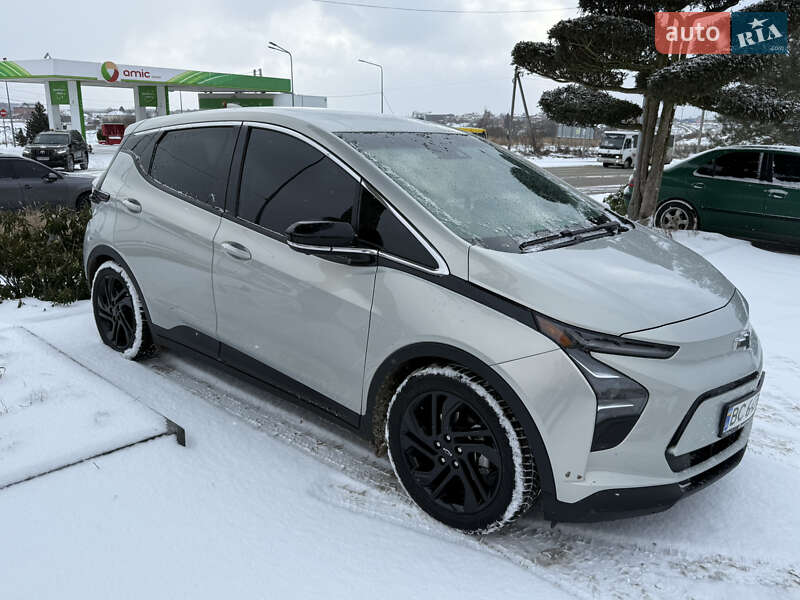 Хэтчбек Chevrolet Bolt EV 2022 в Львове фото 36 Хэтчбек Chevrolet Bolt EV 2022 в Львове