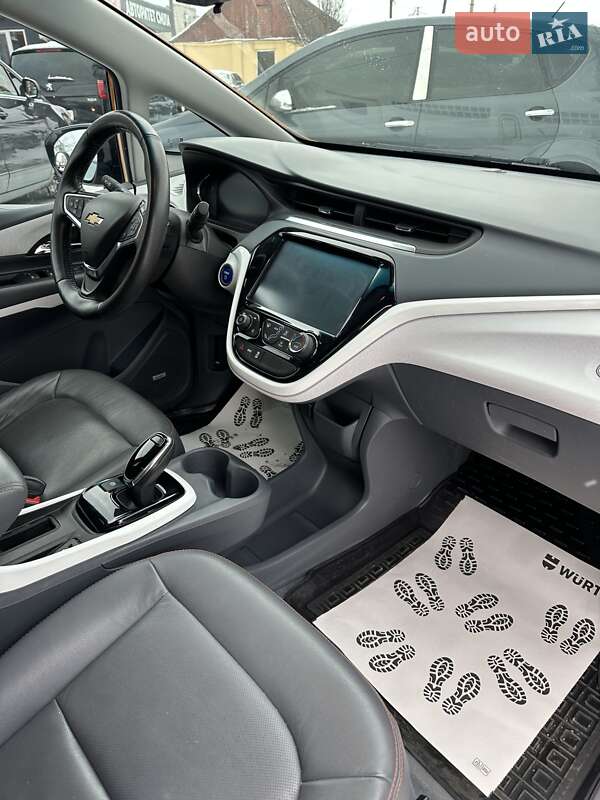 Хетчбек Chevrolet Bolt EV 2017 в Смілі