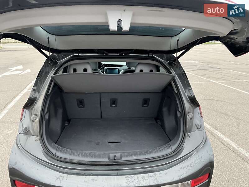 Хетчбек Chevrolet Bolt EV 2017 в Києві