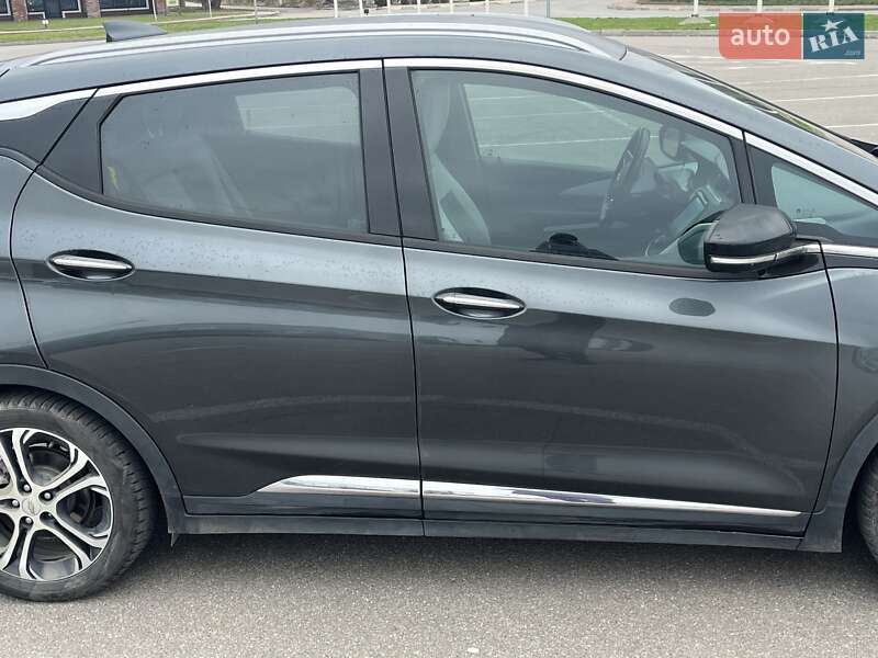 Хетчбек Chevrolet Bolt EV 2017 в Києві