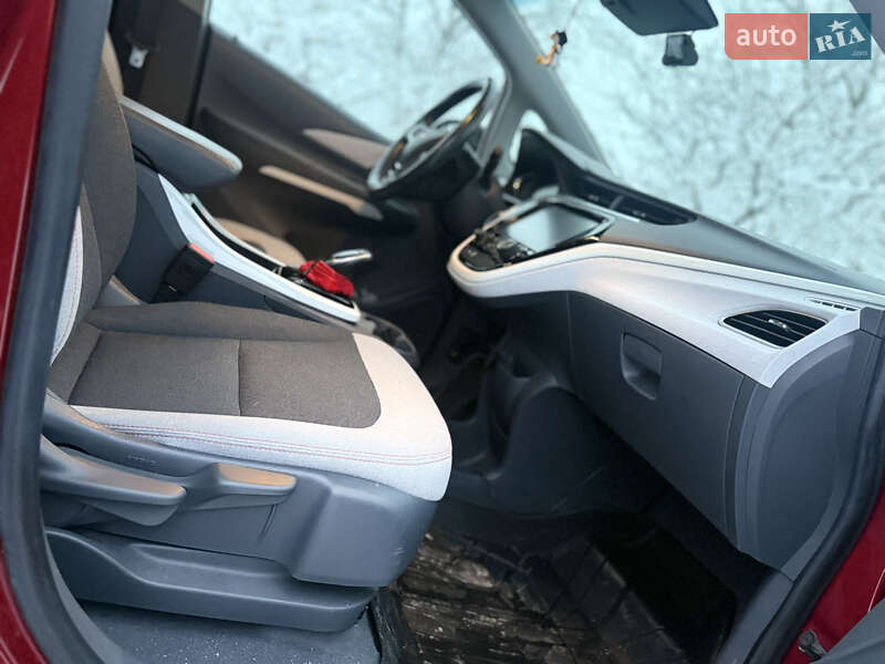 Хэтчбек Chevrolet Bolt EV 2020 в Дрогобыче