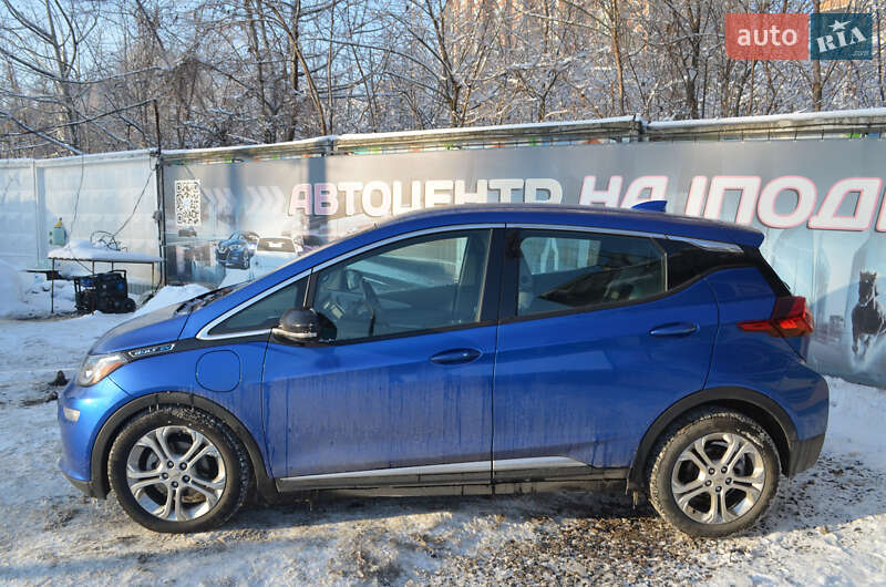 Хэтчбек Chevrolet Bolt EV 2021 в Киеве фото 6 Хэтчбек Chevrolet Bolt EV 2021 в Киеве