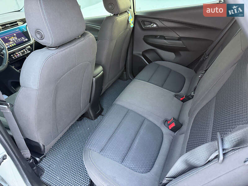 Хэтчбек Chevrolet Bolt EV 2022 в Киеве фото 8 Хэтчбек Chevrolet Bolt EV 2022 в Киеве