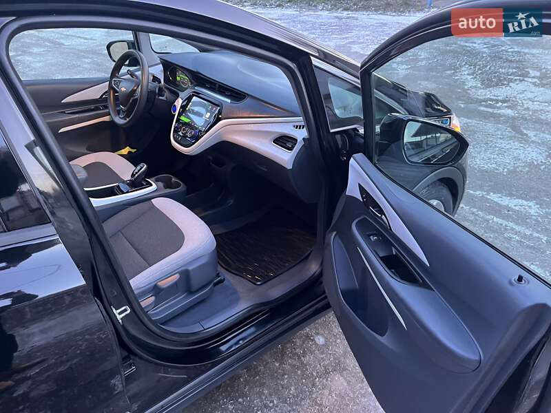 Хэтчбек Chevrolet Bolt EV 2018 в Запорожье