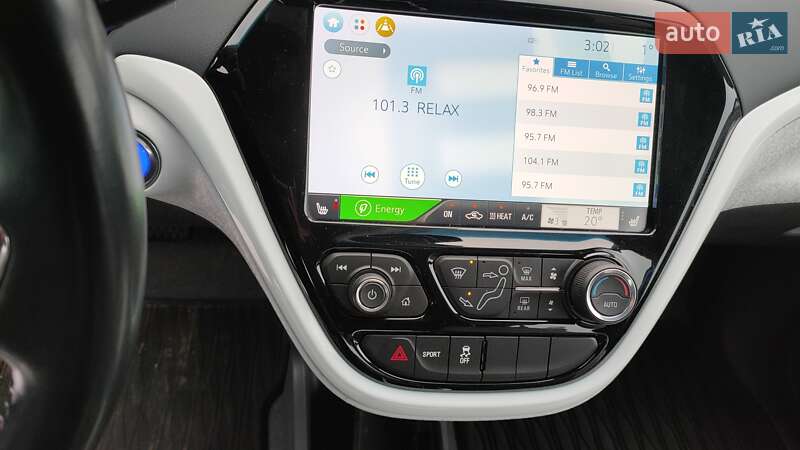 Хэтчбек Chevrolet Bolt EV 2021 в Киеве