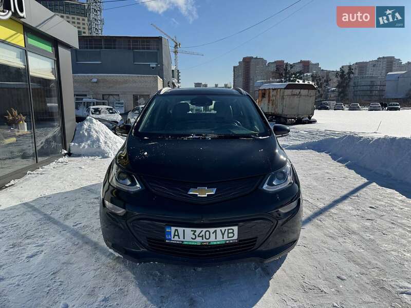 Хэтчбек Chevrolet Bolt EV 2020 в Киеве