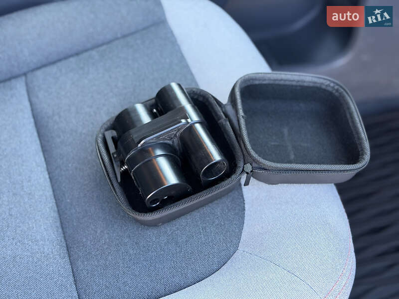 Хэтчбек Chevrolet Bolt EV 2018 в Камне-Каширском фото 16 Хэтчбек Chevrolet Bolt EV 2018 в Камне-Каширском