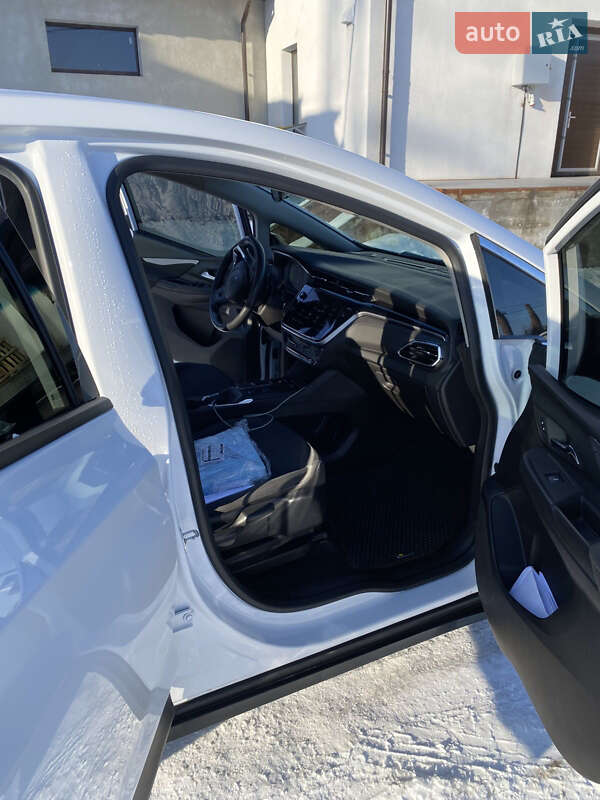 Хэтчбек Chevrolet Bolt EV 2023 в Львове