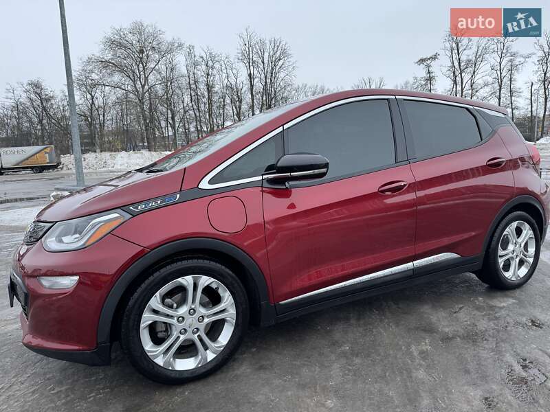 Хэтчбек Chevrolet Bolt EV 2021 в Киеве