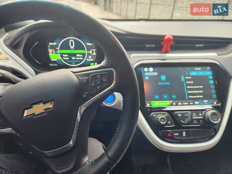 Хэтчбек Chevrolet Bolt EV 2020 в Днепре