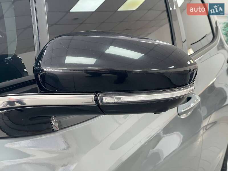 Хэтчбек Chevrolet Bolt EV 2019 в Киеве