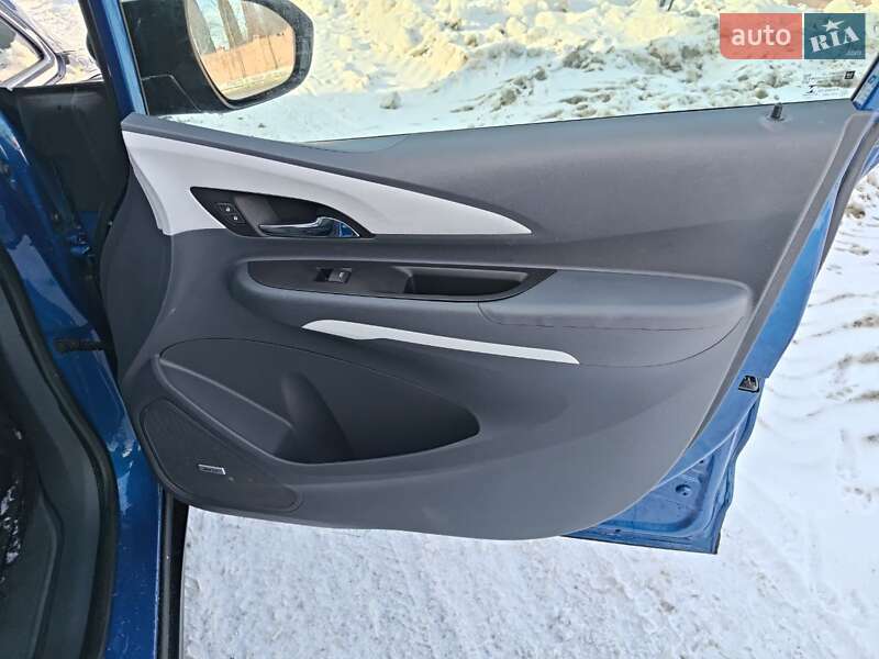 Хэтчбек Chevrolet Bolt EV 2019 в Немишаево фото 15 Хэтчбек Chevrolet Bolt EV 2019 в Немишаево