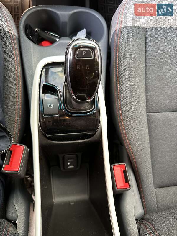 Хэтчбек Chevrolet Bolt EV 2017 в Коростышеве фото 6 Хэтчбек Chevrolet Bolt EV 2017 в Коростышеве