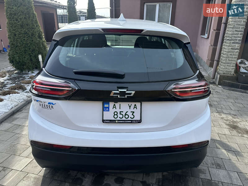 Хэтчбек Chevrolet Bolt EV 2022 в Броварах фото 6 Хэтчбек Chevrolet Bolt EV 2022 в Броварах