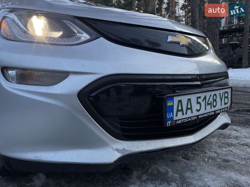 Хэтчбек Chevrolet Bolt EV 2016 в Киеве