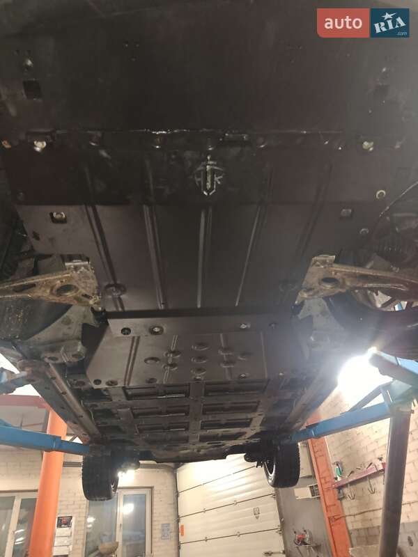 Хэтчбек Chevrolet Bolt EV 2016 в Киеве