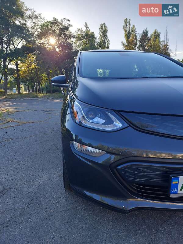 Хэтчбек Chevrolet Bolt EV 2018 в Днепре фото 3 Хэтчбек Chevrolet Bolt EV 2018 в Днепре