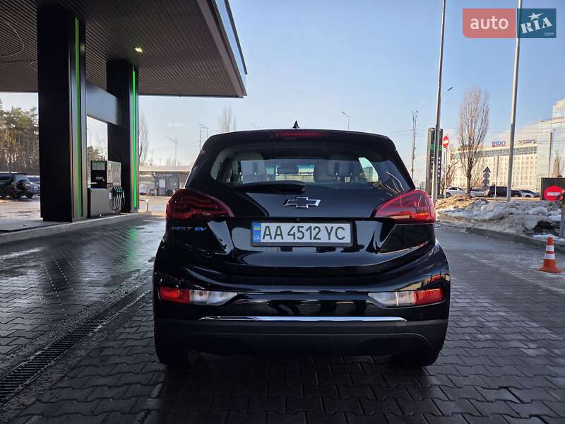 Хэтчбек Chevrolet Bolt EV 2021 в Киеве фото 7 Хэтчбек Chevrolet Bolt EV 2021 в Киеве