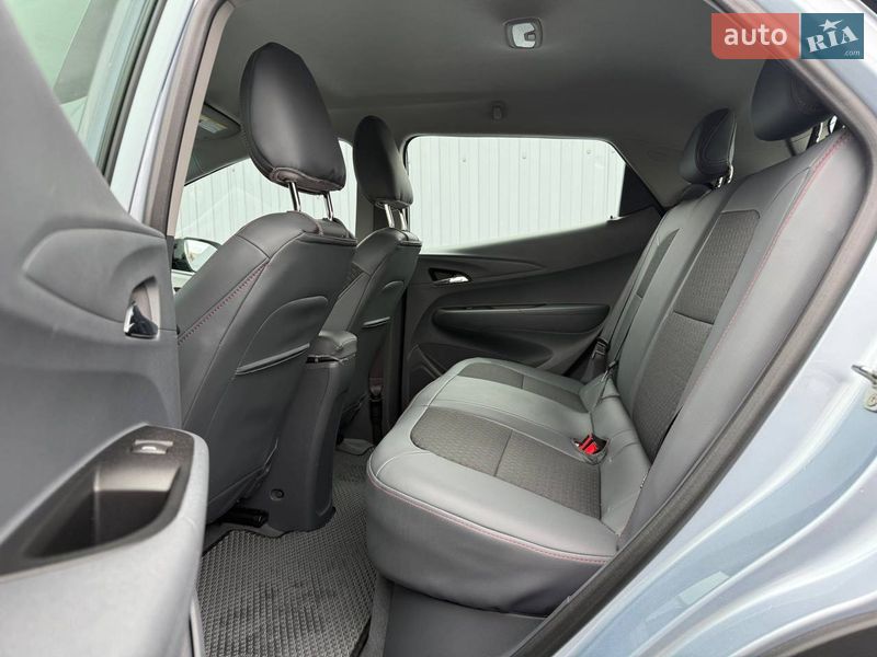 Хэтчбек Chevrolet Bolt EV 2017 в Киеве
