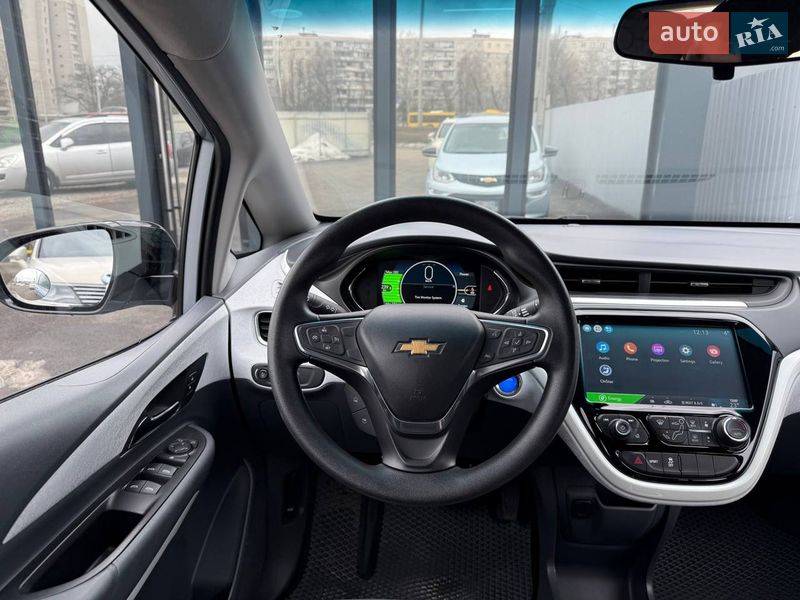 Хэтчбек Chevrolet Bolt EV 2017 в Киеве