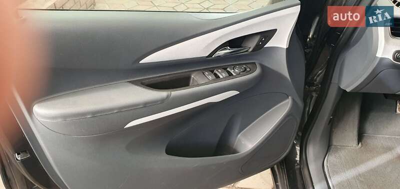 Хэтчбек Chevrolet Bolt EV 2016 в Запорожье фото 10 Хэтчбек Chevrolet Bolt EV 2016 в Запорожье