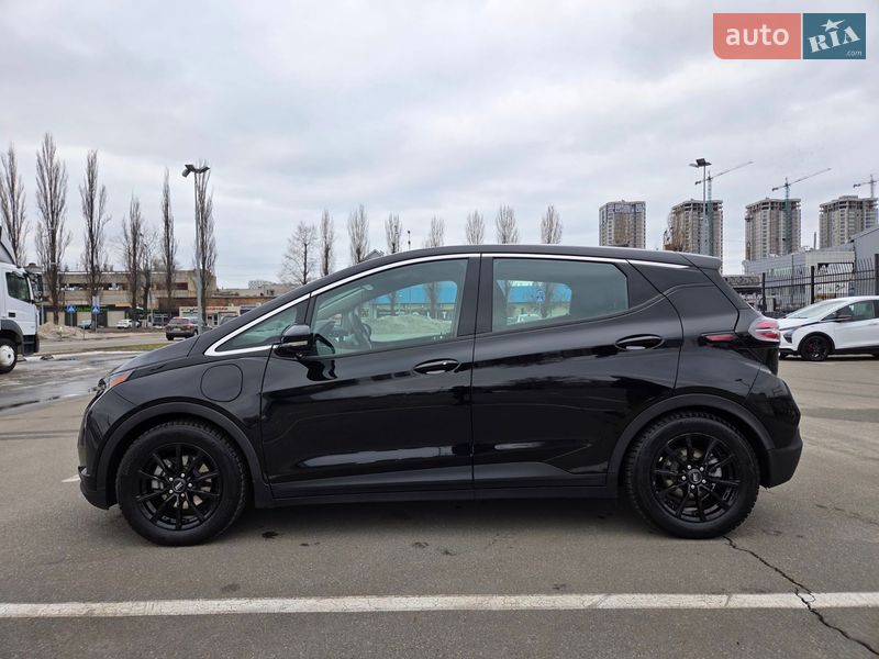 Хэтчбек Chevrolet Bolt EV 2022 в Киеве фото 7 Хэтчбек Chevrolet Bolt EV 2022 в Киеве