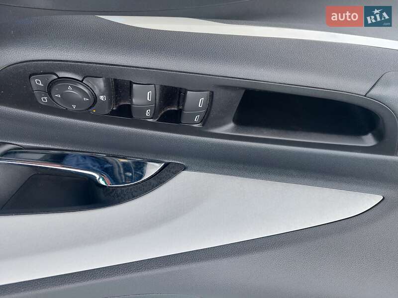 Хэтчбек Chevrolet Bolt EV 2020 в Луцке