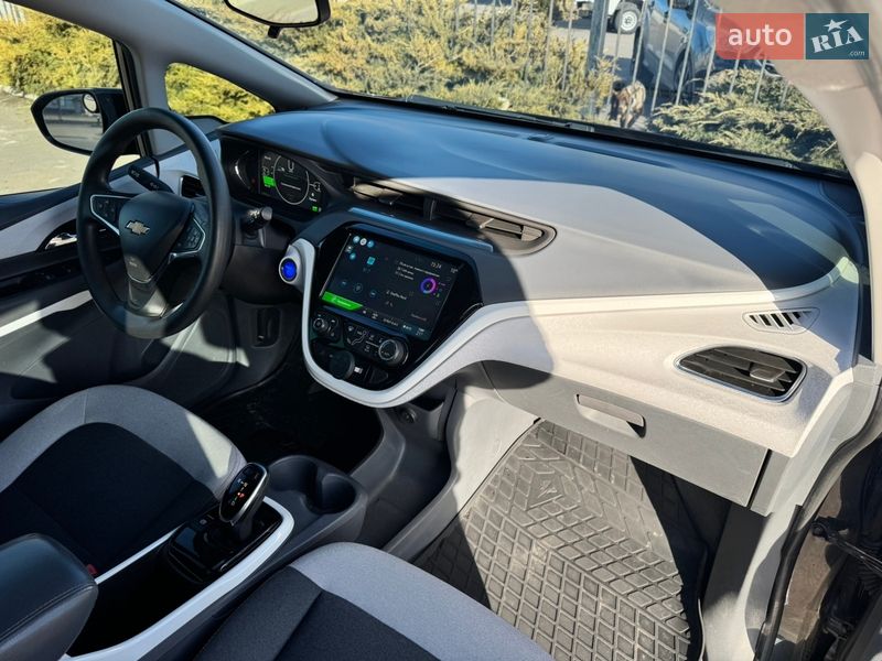 Хэтчбек Chevrolet Bolt EV 2017 в Сумах