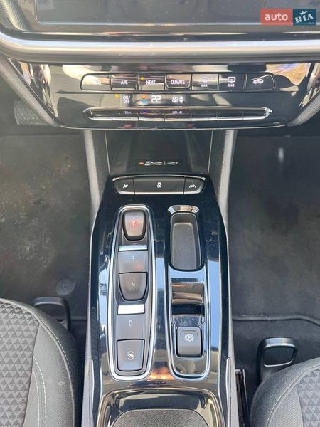 Хэтчбек Chevrolet Bolt EV 2023 в Киеве