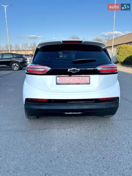 Хэтчбек Chevrolet Bolt EV 2022 в Ужгороде