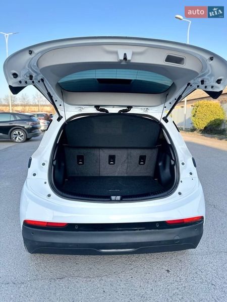 Хэтчбек Chevrolet Bolt EV 2022 в Ужгороде