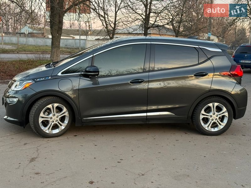 Хэтчбек Chevrolet Bolt EV 2017 в Киеве