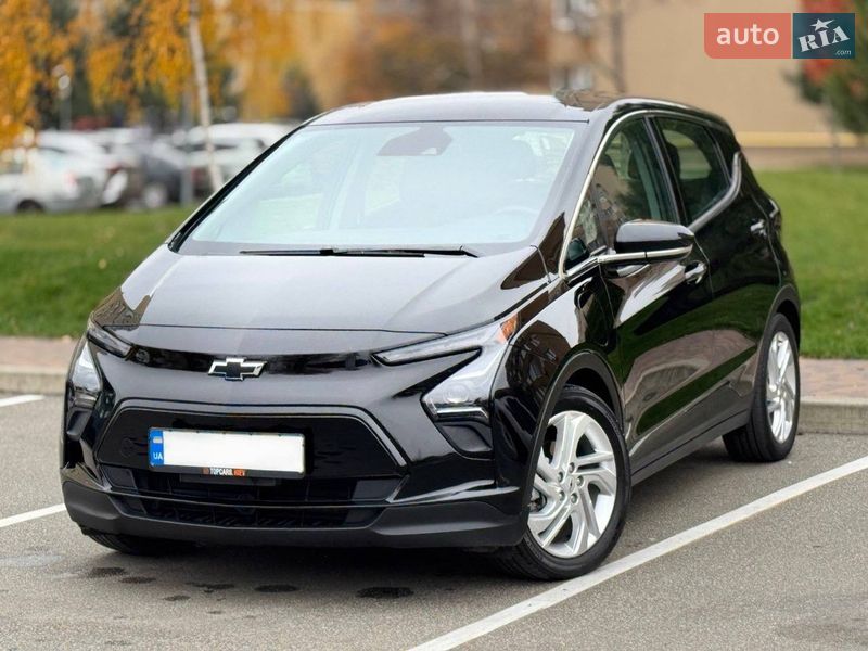 Хэтчбек Chevrolet Bolt EV 2023 в Киеве фото 6 Хэтчбек Chevrolet Bolt EV 2023 в Киеве
